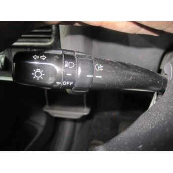 toyota avensis berlina (t 22) del año 1999