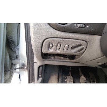 renault scenic (ja..) del año 2001