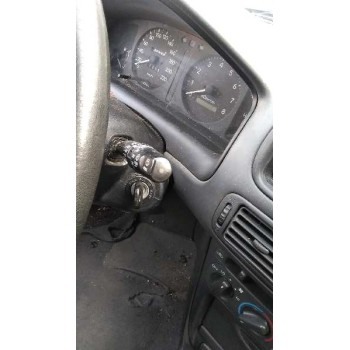 toyota corolla (e11) del año 1999