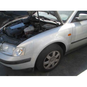 volkswagen passat berlina (3b2) del año 1999