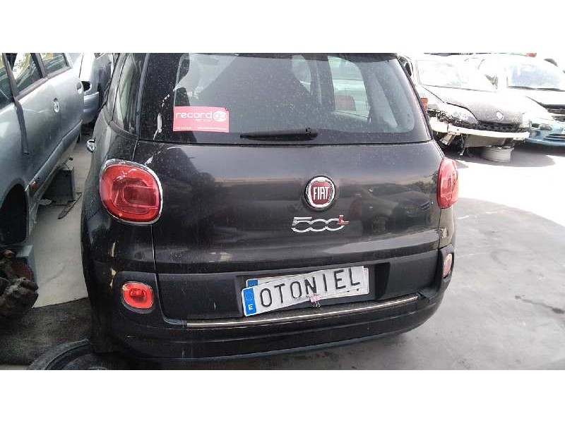 FIAT 500 L (330)