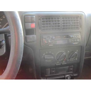 volkswagen polo berlina (6n1) del año 1998