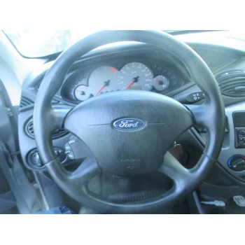 ford focus berlina (cak) del año 2003