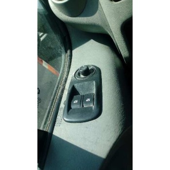 nissan primastar (x83) del año 2005