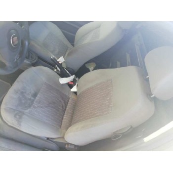 seat ibiza (6l1) del año 2008