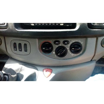 nissan primastar (x83) del año 2005