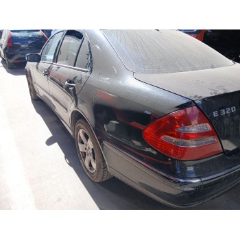 mercedes-benz clase e (w211) del año 2004