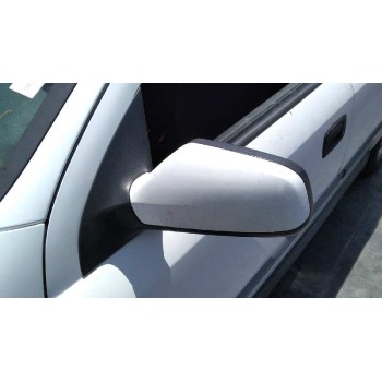 opel astra g berlina del año 1999