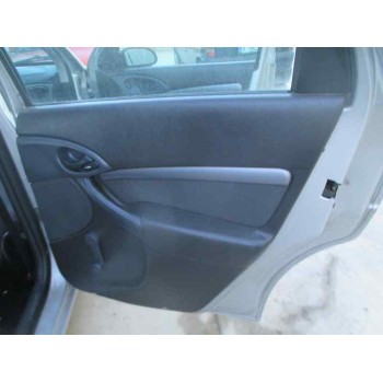 ford focus berlina (cak) del año 2003