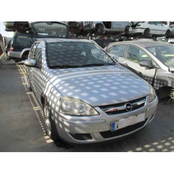 opel corsa c del año 2004