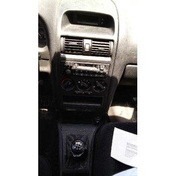 opel astra g berlina del año 1999