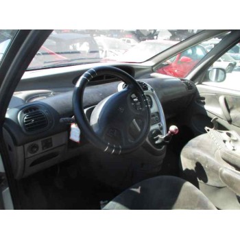 citroën xsara picasso del año 2000