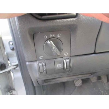 opel corsa c del año 2004