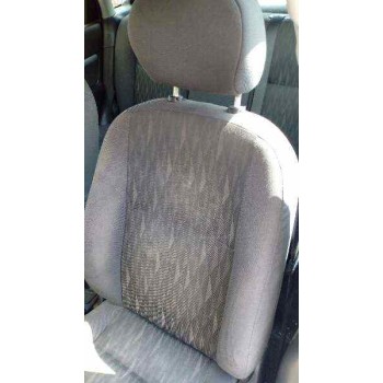 ford focus berlina (cak) del año 2004