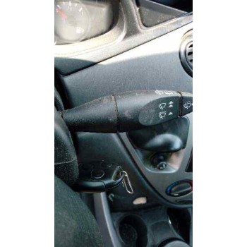 ford focus berlina (cak) del año 2004