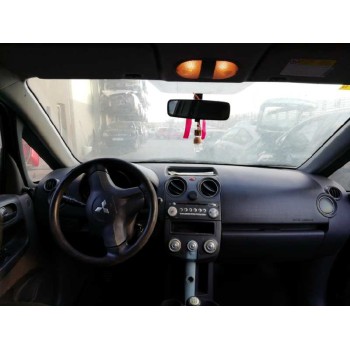 mitsubishi colt berlina 3 (cz) del año 2006