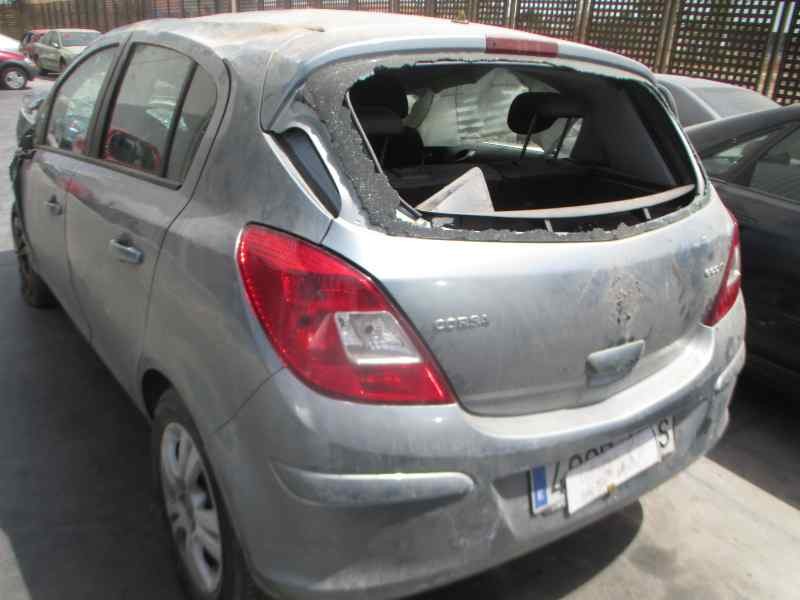 opel corsa d del año 2012