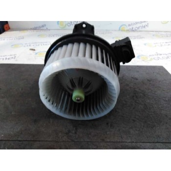 Recambio de motor calefaccion para toyota yaris active referencia OEM IAM AV2727000311  