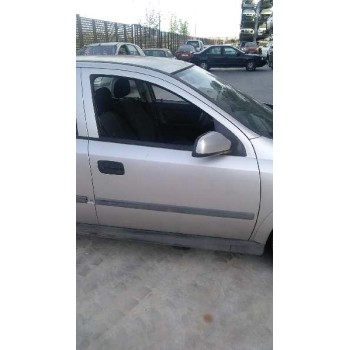 opel astra g berlina del año 2001