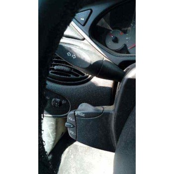 ford focus berlina (cak) del año 2004