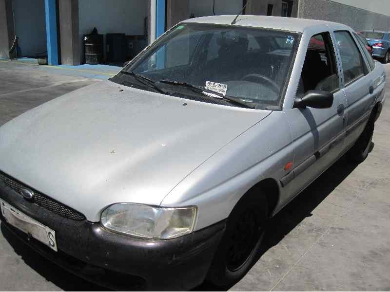 ford escort berlina/turnier del año 1998