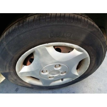 ford focus berlina (cak) del año 2002