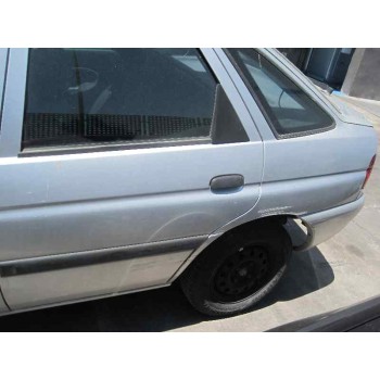 ford escort berlina/turnier del año 1998