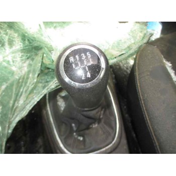 opel corsa d del año 2012