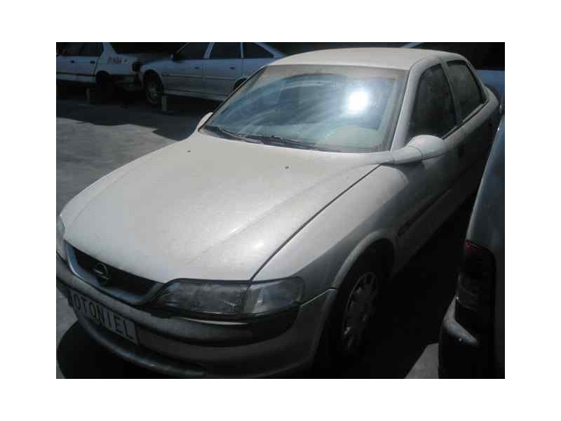 OPEL VECTRA B BERLINA