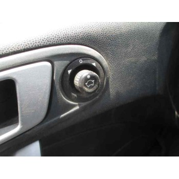 ford fiesta (ccn) del año 2013