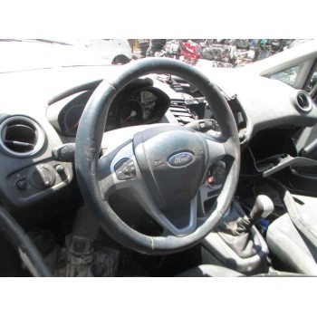 ford fiesta (ccn) del año 2013