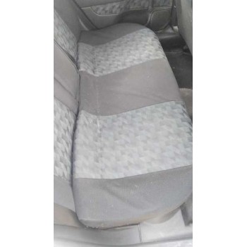 opel astra g berlina del año 2001