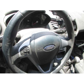 ford fiesta (ccn) del año 2013