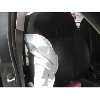 opel corsa d del año 2012