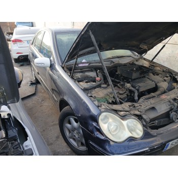 mercedes-benz clase c (w203) del año 2002