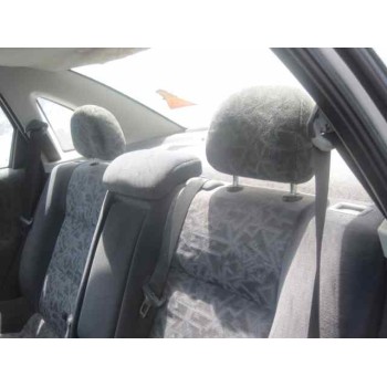 opel vectra b berlina del año 1997