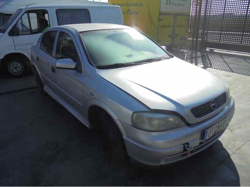 opel astra g berlina del año 1998