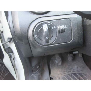 ford fiesta (cbk) del año 2004