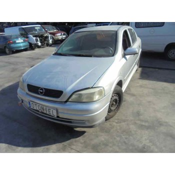 opel astra g berlina del año 1998