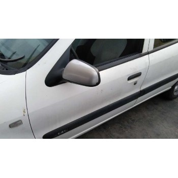 citroën xsara berlina del año 2000