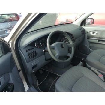 kia carens del año 2005