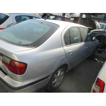 nissan primera berlina (p11) del año 1999