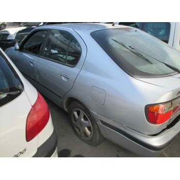 nissan primera berlina (p11) del año 1999