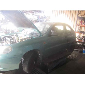 daewoo lanos del año 2000