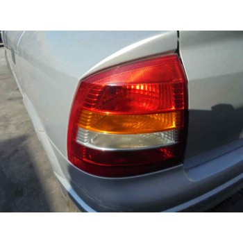 opel astra g berlina del año 1998