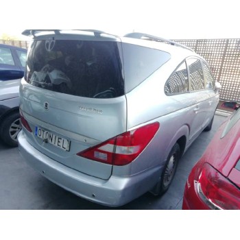 ssangyong rodius del año 2005