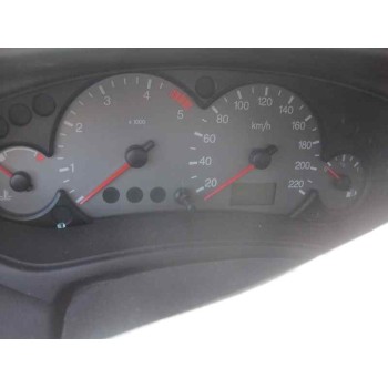 ford focus berlina (cak) del año 2004