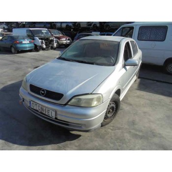 opel astra g berlina del año 1998