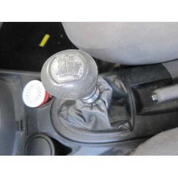 ford focus berlina (cak) del año 2004