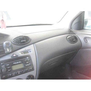 ford focus berlina (cak) del año 2004